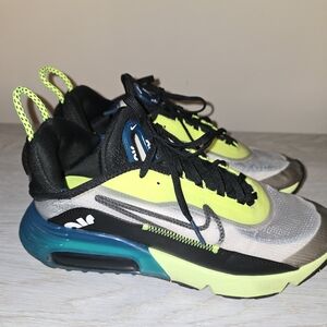 Mens Nike Air Max 2090 Volt Blue